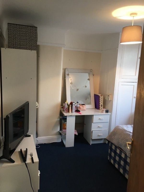 Room to let, semi-detached student house, Ormskirk - student accommodation in Ormskirk - img_1