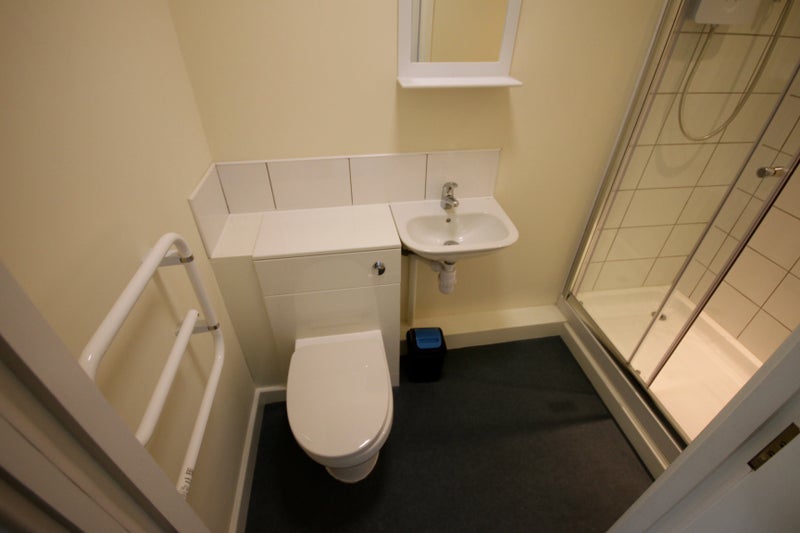 Room to rent in a 4-bed apartment in City Cent - student accommodation in Sheffield - img_6