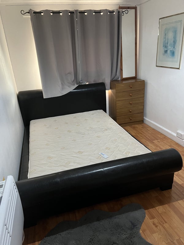 Room To Rent in a flat at Sneinton - student accommodation in Sneinton