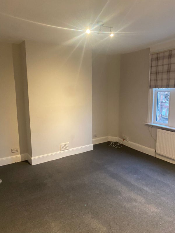 Room to Rent - (Sept - Feb 2025) London - student accommodation in Snaresbrook - img_3
