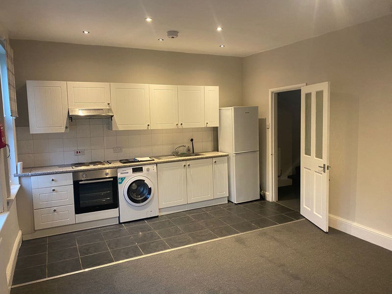 Room to Rent - (Sept - Feb 2025) London - student accommodation in Snaresbrook - img_4