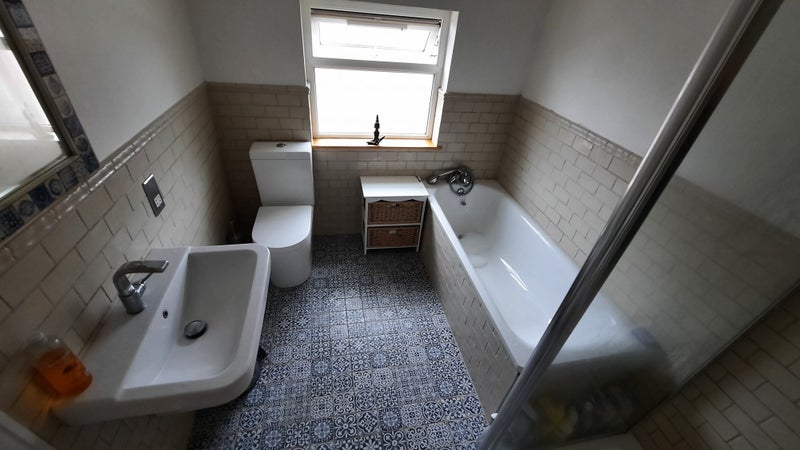 room to rent - student accommodation in Greenford - img_4