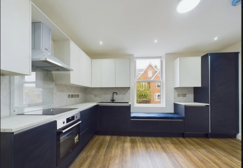 Room to rent - student accommodation in High Wycombe - img_2