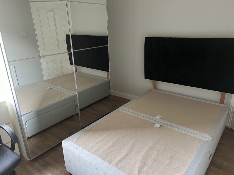 Room to rent - student accommodation in South Ealing - img_1