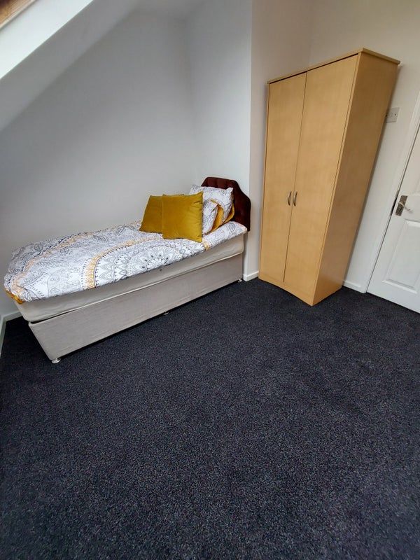 Room two - Available September - student accommodation in Sunderland - img_8