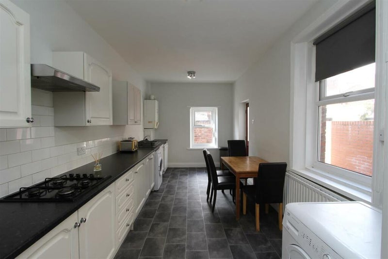 Room up for rent in popular area of Jesmond - student accommodation in Jesmond - img_3