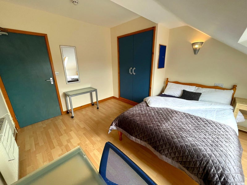 Rooms Available For Professionals & Students! - student accommodation in Nottingham - img_1