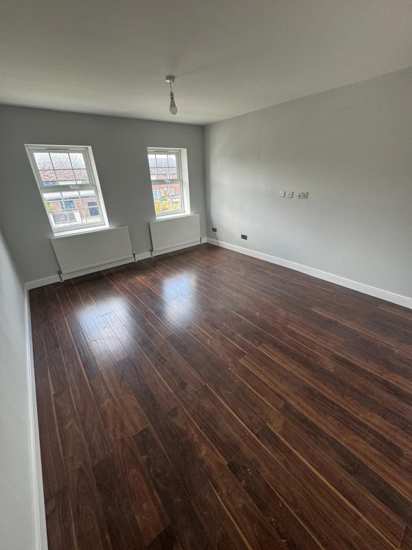 Large Double Room + En-Suite near Central Line student accommodation in Ruislip - img_4