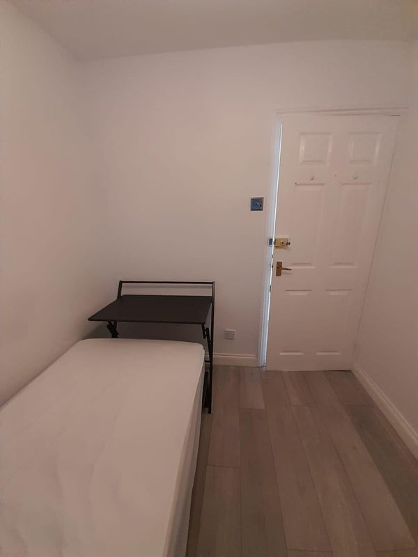 Rooms for rent in  Oldbrook - student accommodation in Milton Keynes - img_1