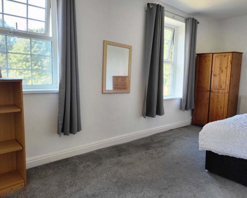 accommodation/rooms-to-let-near-bri-bradford-bd8/13082024_91219973.jpg