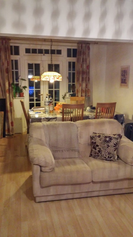 ROOMS TO LET - student accommodation in Perivale - img_4