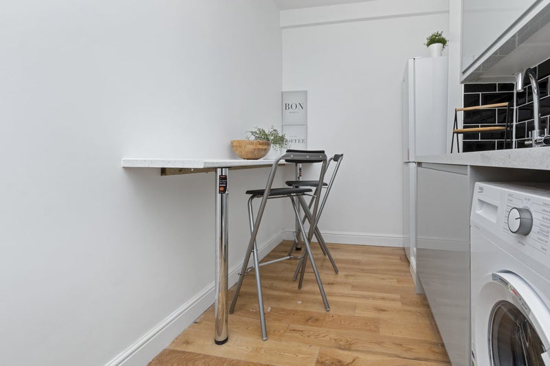 Secure Your Double Room In Bethnal Green Station - student accommodation in Bethnal Green - img_12