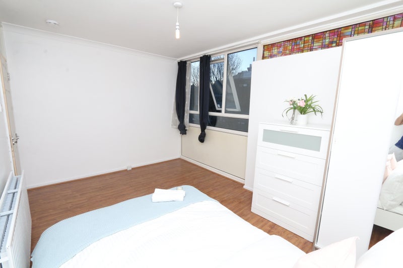 Secure Your Double Spacious Double Room Ldn Fields - student accommodation in London Fields - img_1
