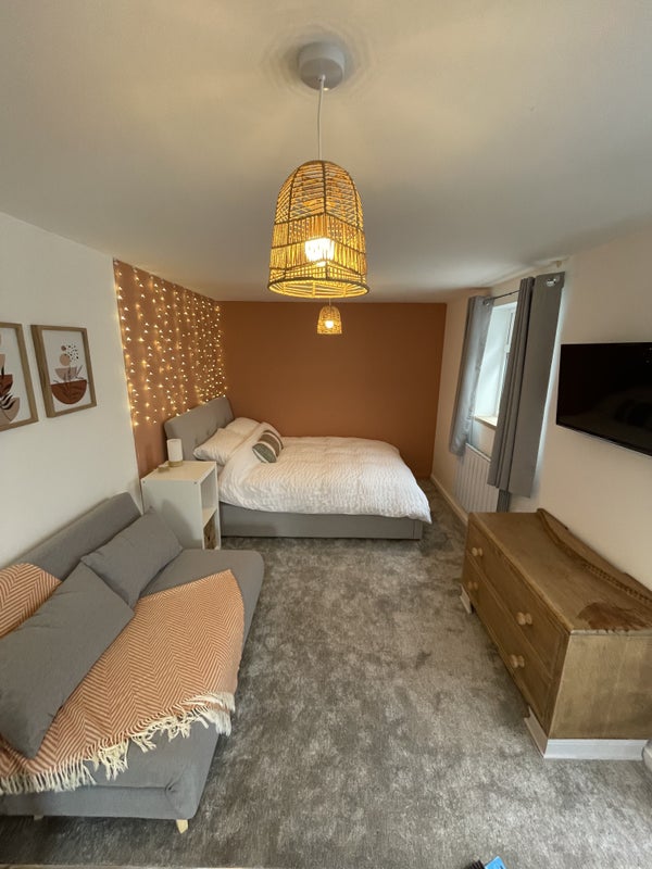 Self contained accommodation with private patio - student accommodation in Crosby - img_3