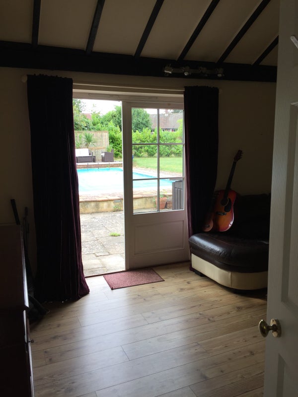 Self-contained flat in Godalming for one person - student accommodation in Busbridge - img_2
