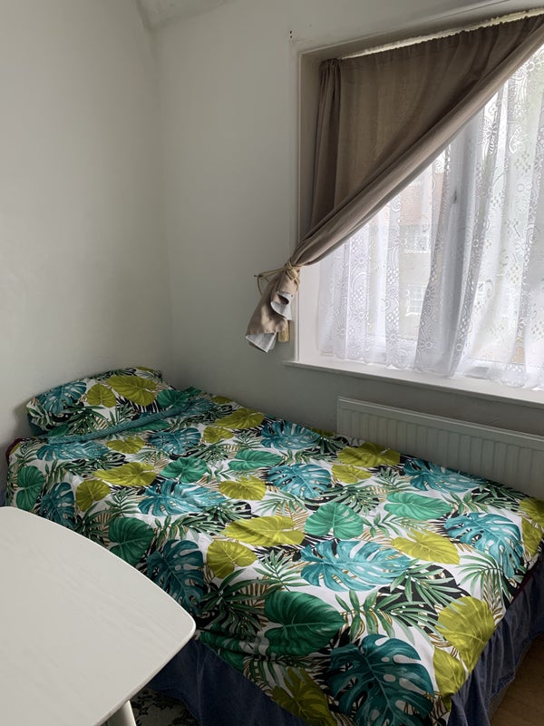 Share Rooms to Rent - student accommodation in Shepherds Bush - img_2
