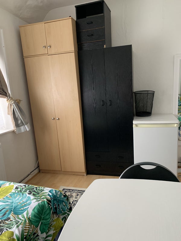 Share Rooms to Rent - student accommodation in Shepherds Bush - img_4