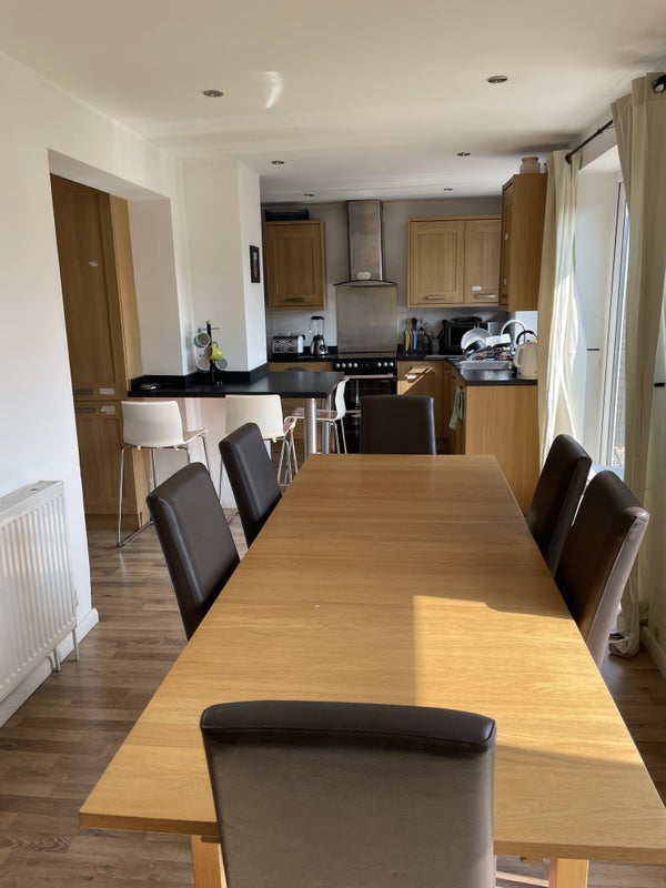 Short term let for upto 2 months - student accommodation in Bisley - img_4