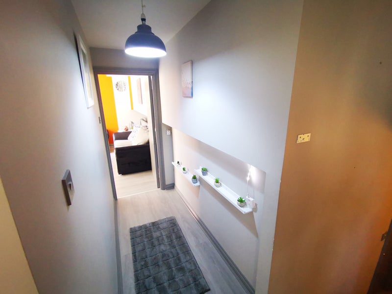 *Short-Term Accomodation* 2Br City Centre 2000pcm - student accommodation in Belfast - img_7