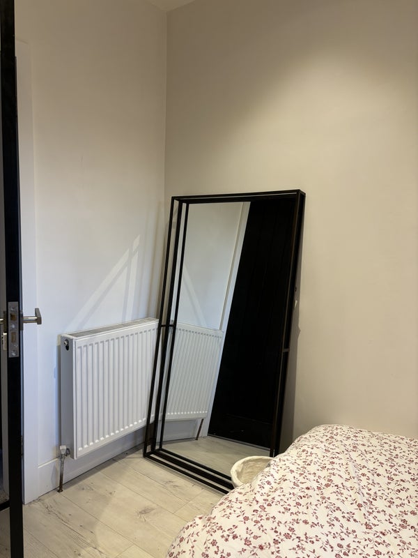 Beautiful room near Romford/Gidia park station student accommodation in Gidea Park - img_5