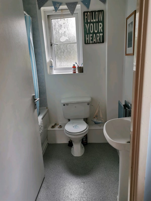 Single room, Ashley  Cross - student accommodation in Poole - img_1