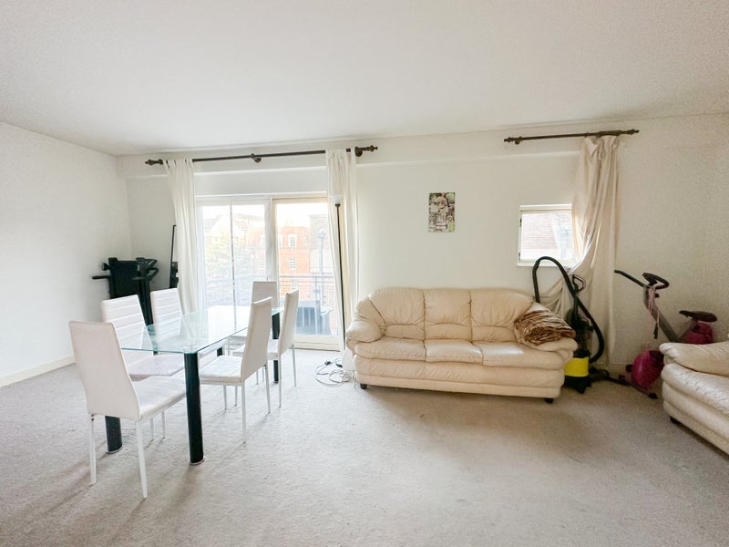 Single room available in stylish 2 bed - Zone1 - student accommodation in Clerkenwell - img_1