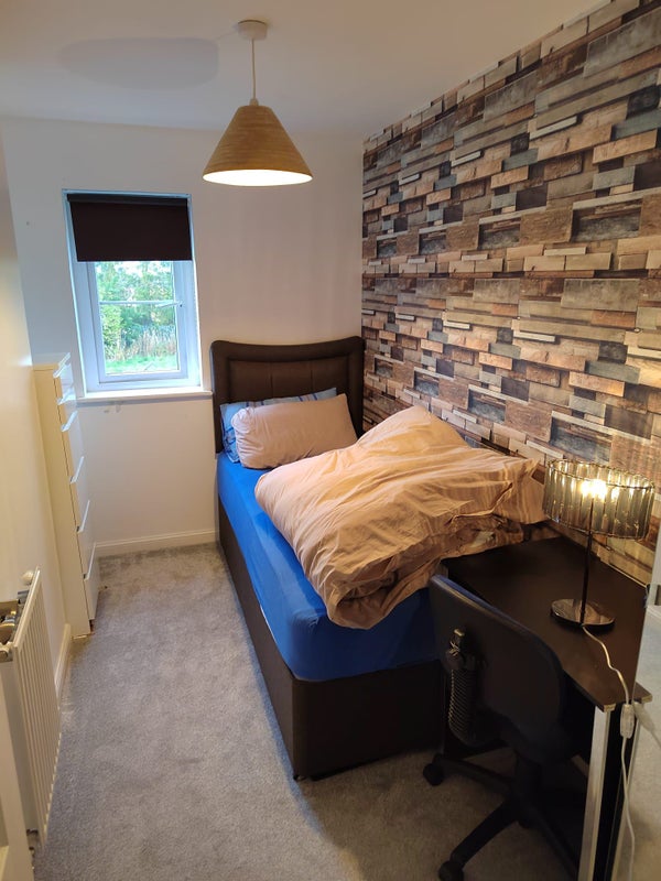 Single Room in a very Clean House - student accommodation in Edinburgh - img_1