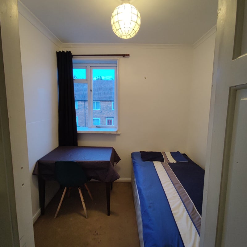 Single room to rent - Carshalton - student accommodation in Carshalton - img_2