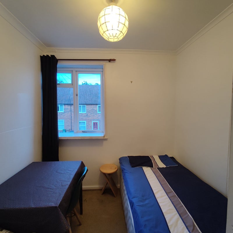 Single room to rent - Carshalton - student accommodation in Carshalton - img_4