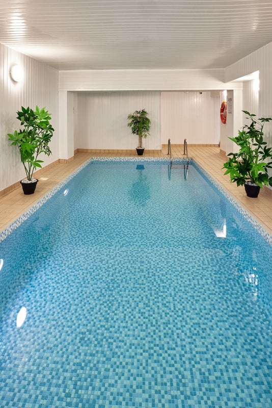 Single room with Pool, Kitchen and Free Parking - student accommodation in Bournemouth - img_3