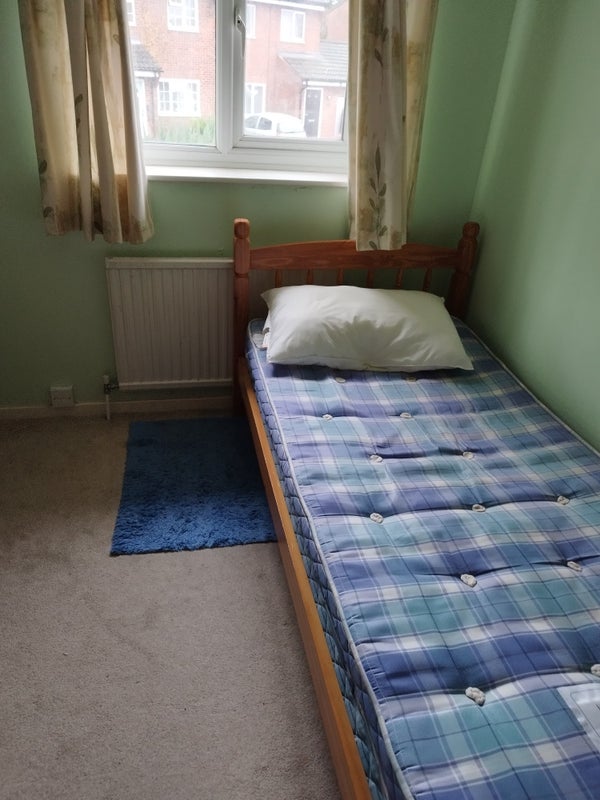Single Room - student accommodation in Hook - img_2