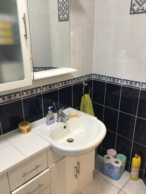 Small double available in a big flat - student accommodation in Shepherds Bush - img_7