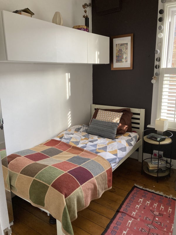 Small Single Room to Let  - Professionals Only - student accommodation in South Ealing - img_3