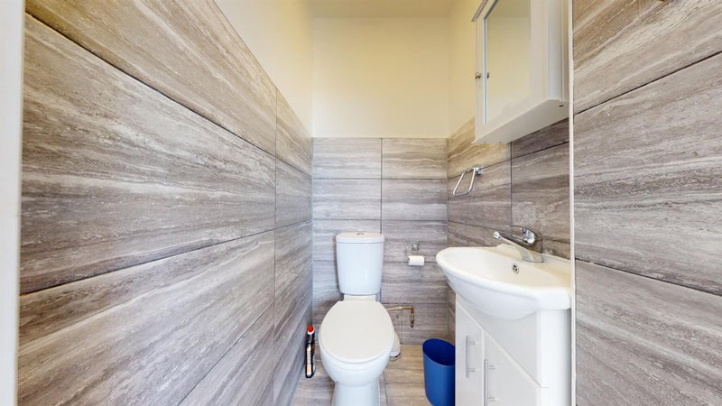 Spacious 3 Bed Flat In Kilburn with a balcony - student accommodation in Kilburn - img_12