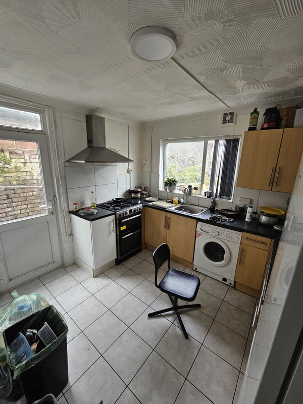 Spacious 5 Bedroom House To Rent In Roath - student accommodation in Cardiff - img_5