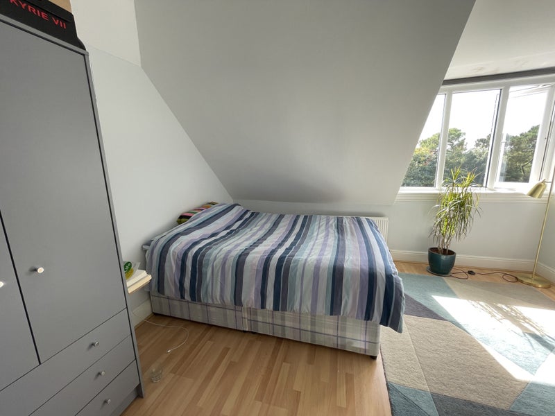 Spacious, bright double room close to Ashley Cross - student accommodation in United Kingdom - img_1