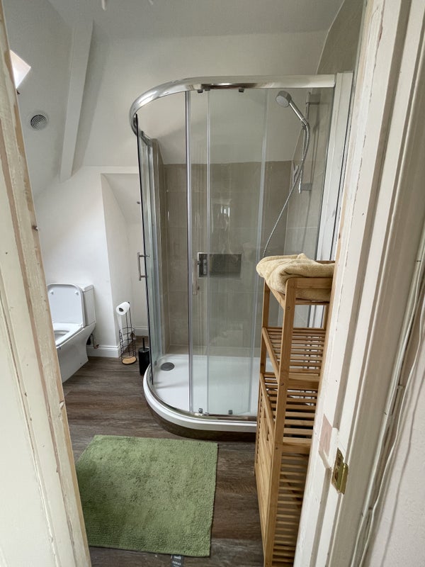 Spacious, bright double room close to Ashley Cross - student accommodation in United Kingdom - img_2