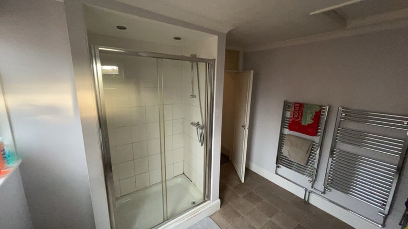 Spacious Double Bedroom | Central Newark | - student accommodation in Newark - img_3