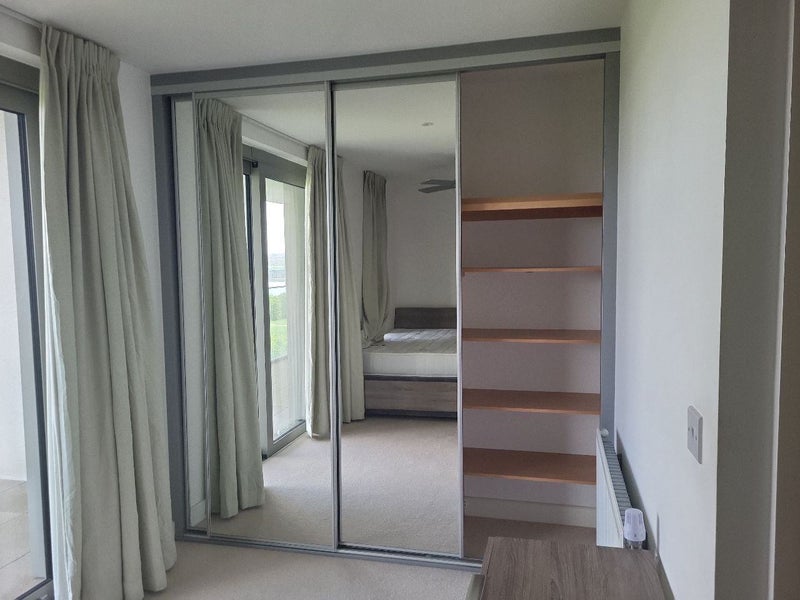 Spacious Double Bedroom with En-Suite - student accommodation in Royal Docks - img_1