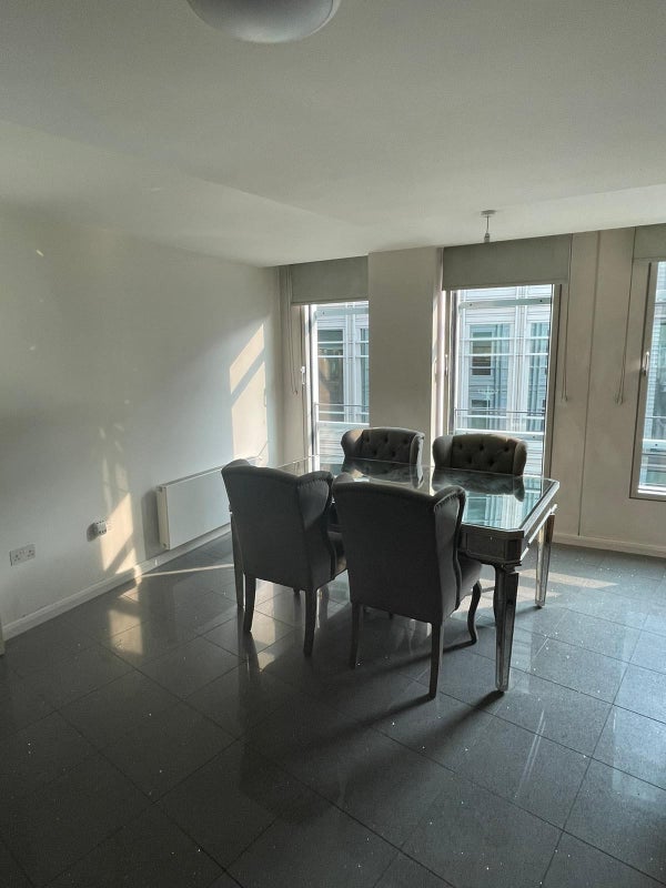 Spacious double room avail now central west end - student accommodation in Covent Garden - img_5