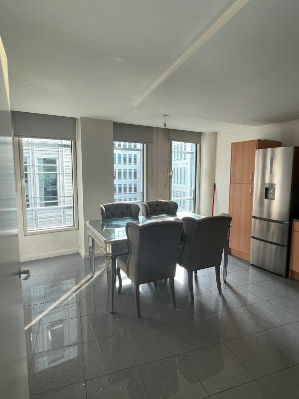 Spacious double room avail now central west end - student accommodation in Covent Garden - img_4