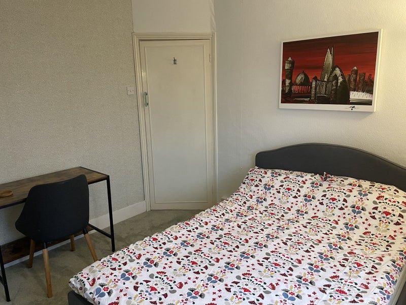 Spacious Double Room for Students and Professional - student accommodation in Welling - img_3