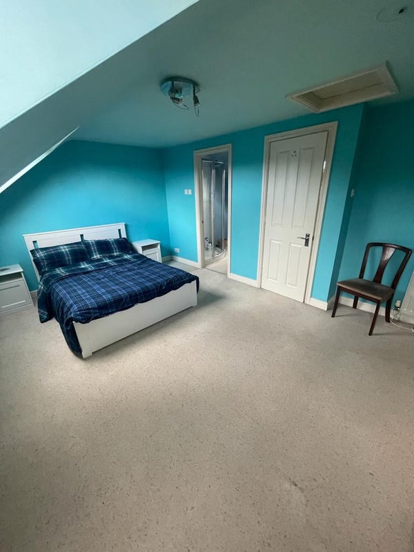 Spacious double room w en-suite Clarendon Park - student accommodation in Clarendon Park - img_1
