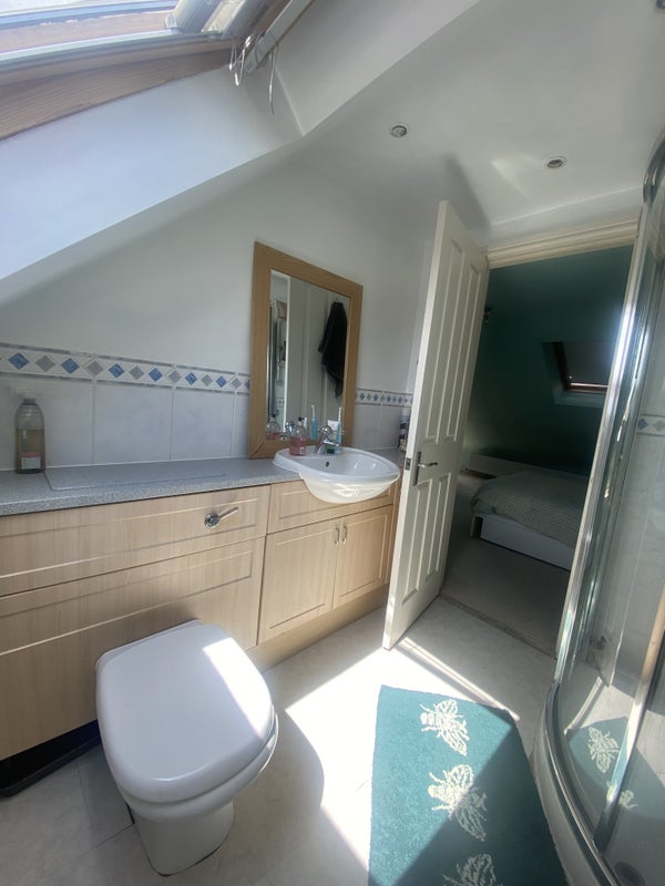 Spacious double room w en-suite Clarendon Park - student accommodation in Clarendon Park - img_6