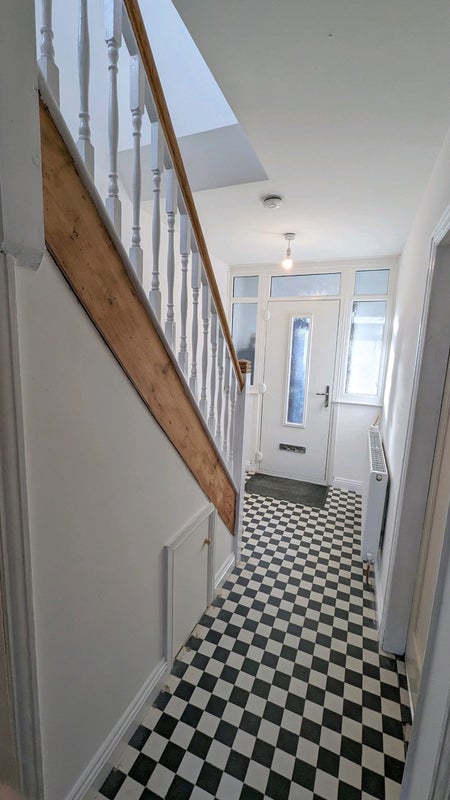Spacious Double Room - student accommodation in Worcester - img_6