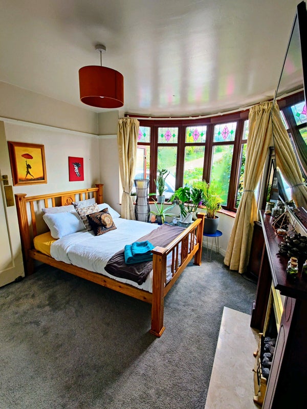 Spacious Double Room - student accommodation in Worcester - img_1