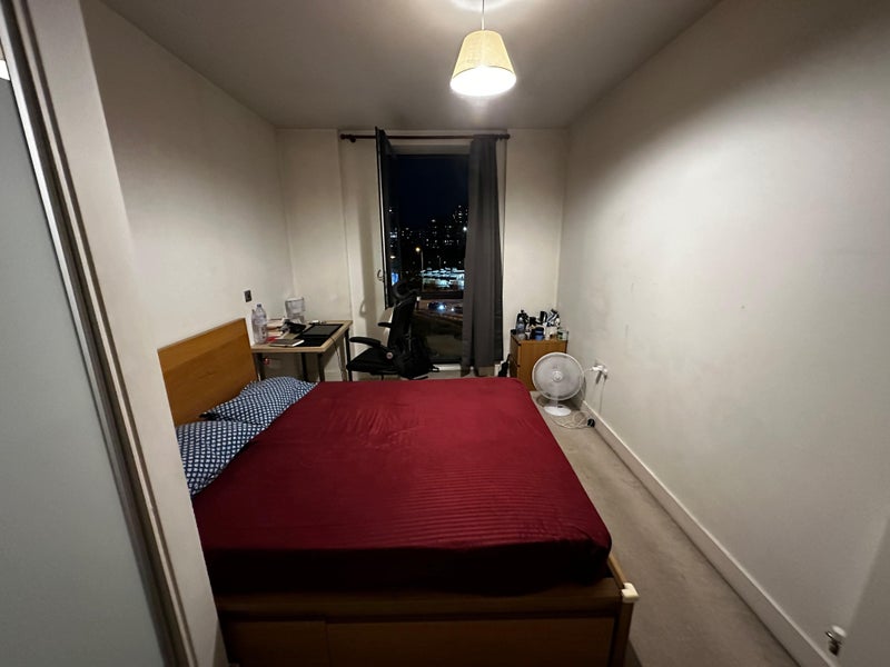 Spacious En-suite available in a great Society - student accommodation in East India - img_1