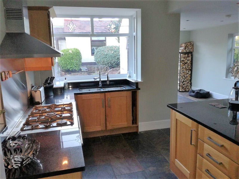 Spacious Family Home, Mossley Hill - student accommodation in Mossley Hill - img_5