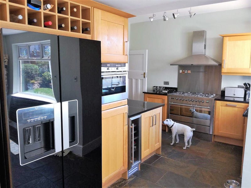 Spacious Family Home, Mossley Hill - student accommodation in Mossley Hill - img_4