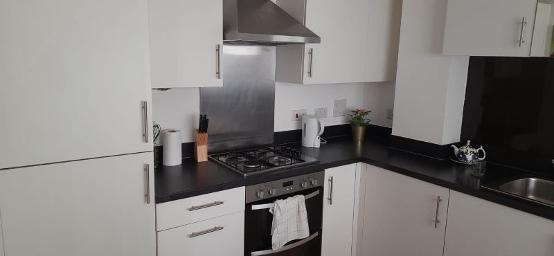 Spacious Furnished Room Available for Rent in SE9 - student accommodation in New Eltham - img_5